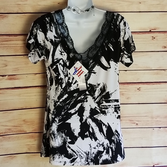 New Susie Couture Drop Neck V-back Blouse Size S - Picture 3 of 5